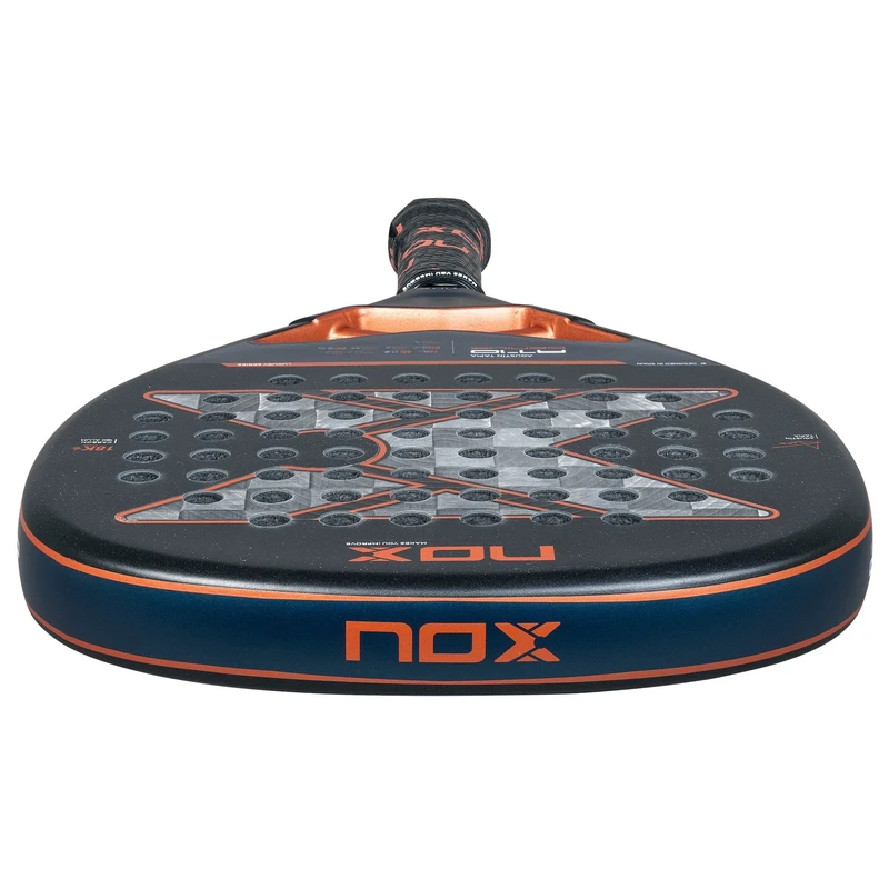 Pala Nox AT10 Luxury Genius Attack 18K Alum 2025 - Agustín Tapia - Imagen 3