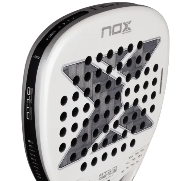 Pala Nox AT10 Luxury Genius Attack 12K Alum Xtrem 2026 - Agustín Tapia