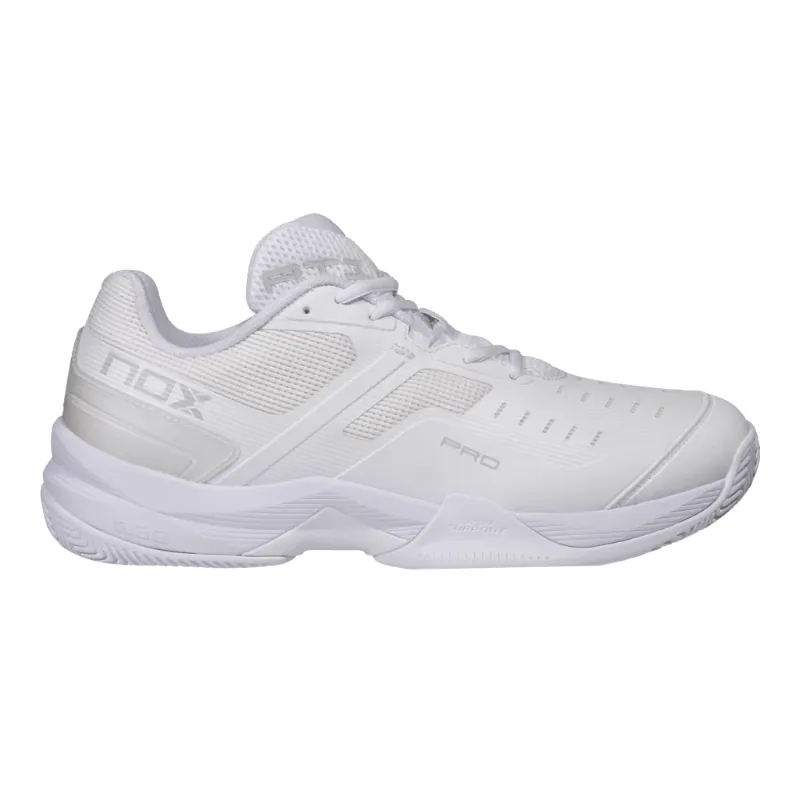 Zapatillas Nox AT10 Pro Blanco Gris 2026 - Agustín Tapia
